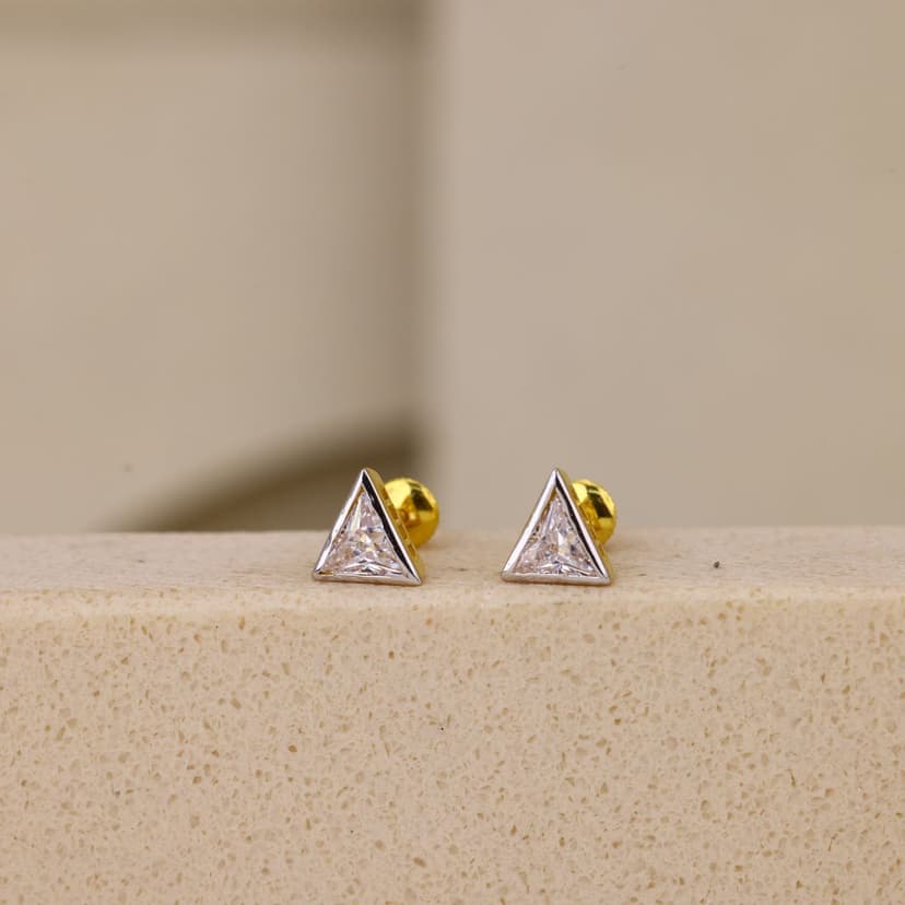 Madelric Studs 18KT