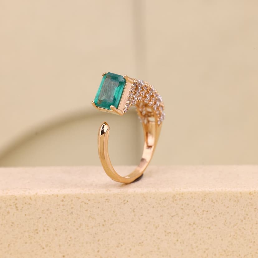 Elaris Verde Crest Ring 18KT