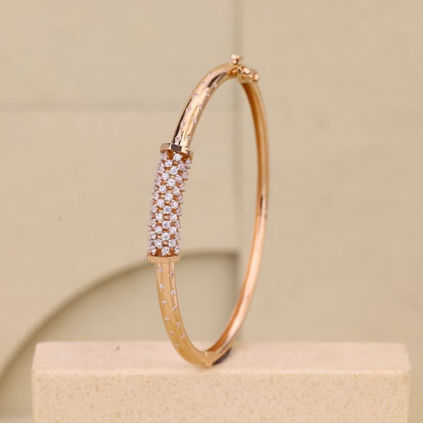 Aurevine Prism Kada 18KT