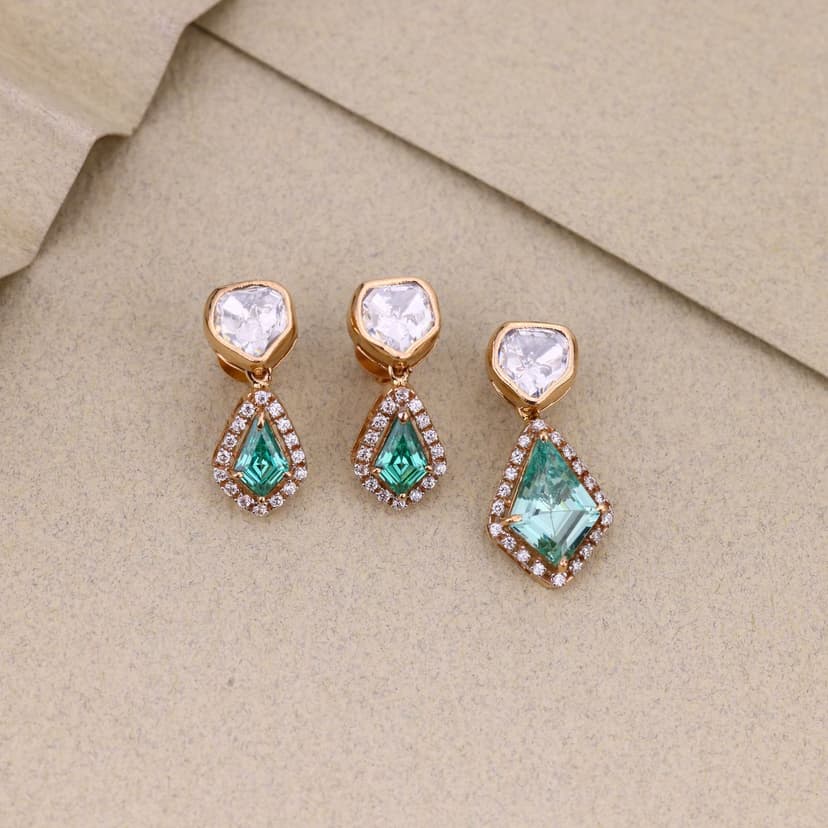 Elaria Verdanza Mozo Pendant Set 18KT