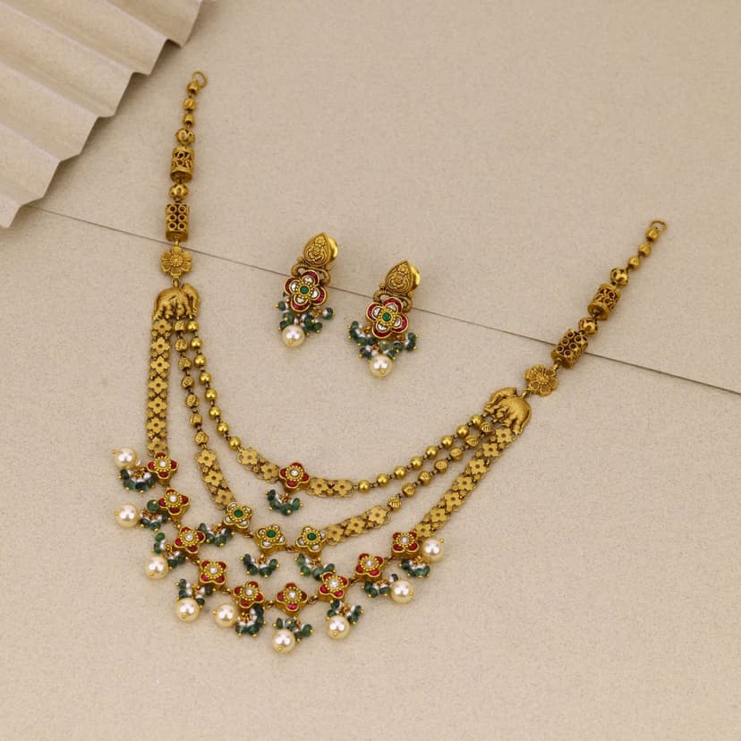 Gajavallari Ratnakantha Antique Necklace 22KT
