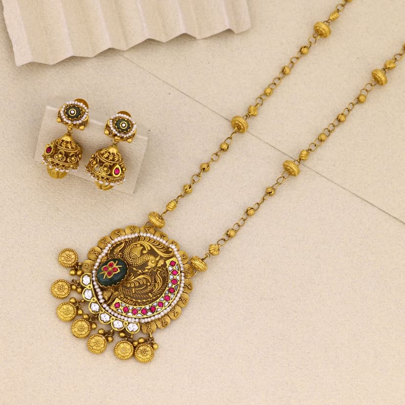 Mayurvakra Ratnashilpa Chain Necklace 22KT
