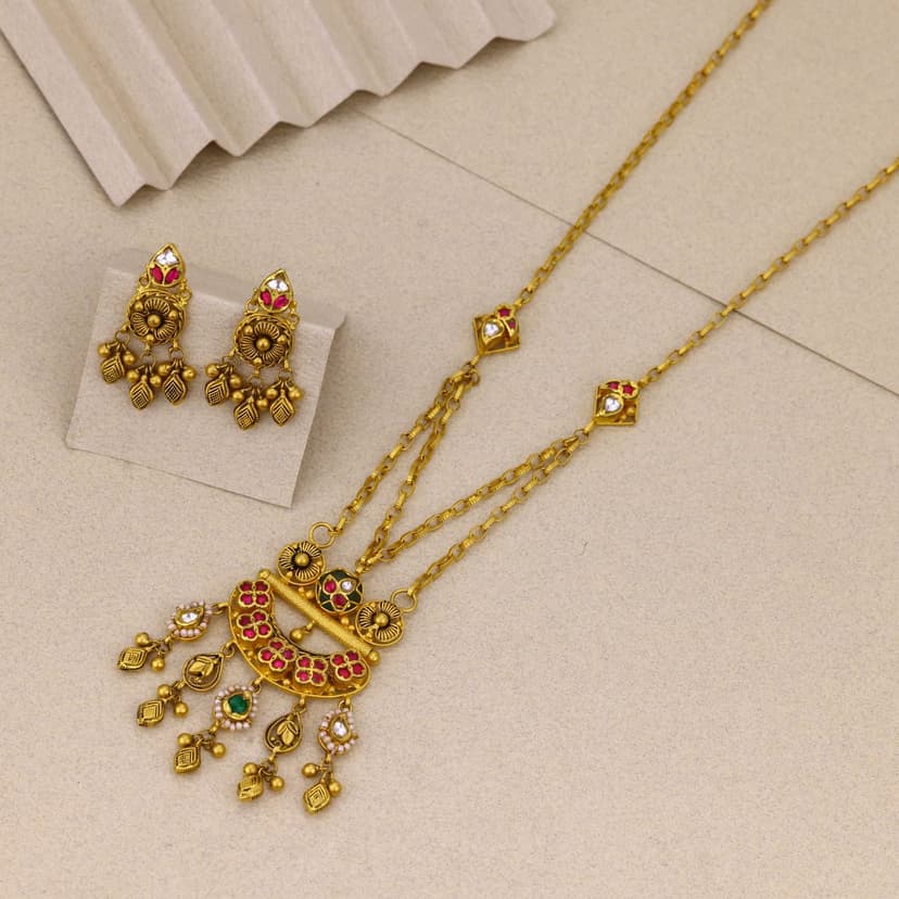 Ruhvika Chandratara Chain Necklace 22KT