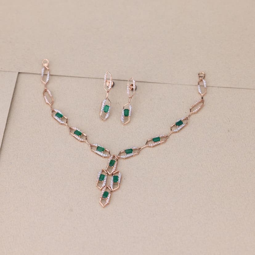 Veralith Emerald Axis Necklace 18KT
