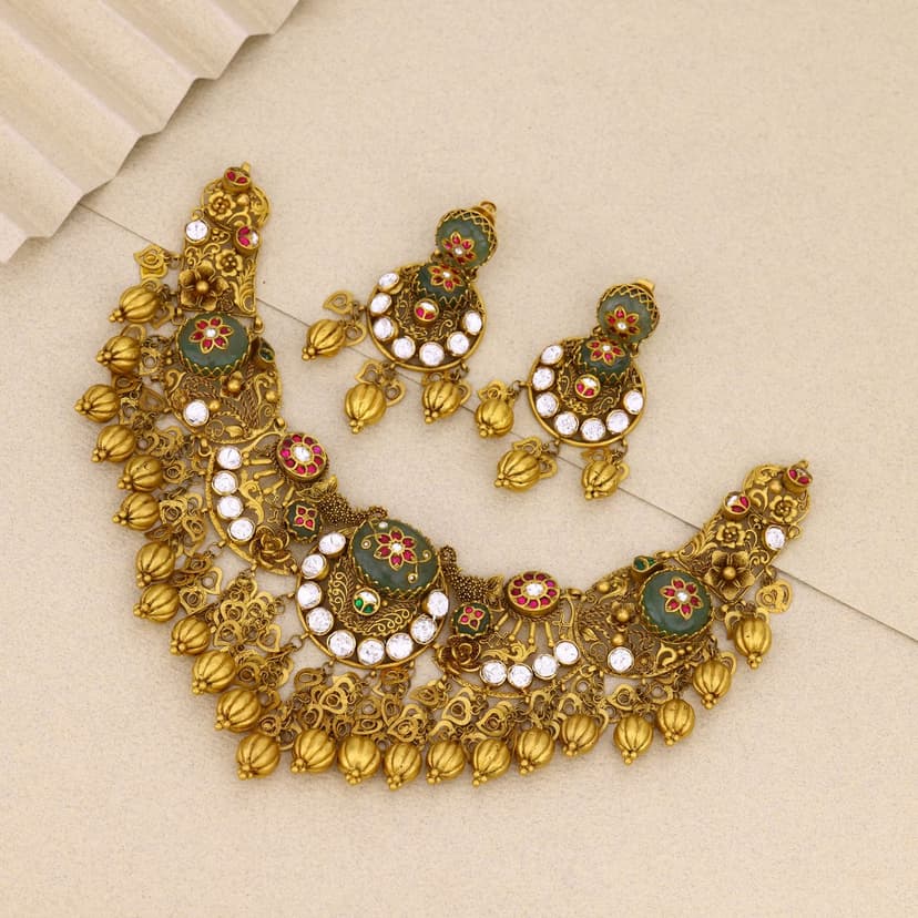 Rajvanshi Vaidurya Heritage Necklace 22KT