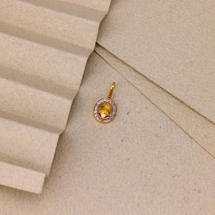 Celestia Circle Emblem Pendant 22KT