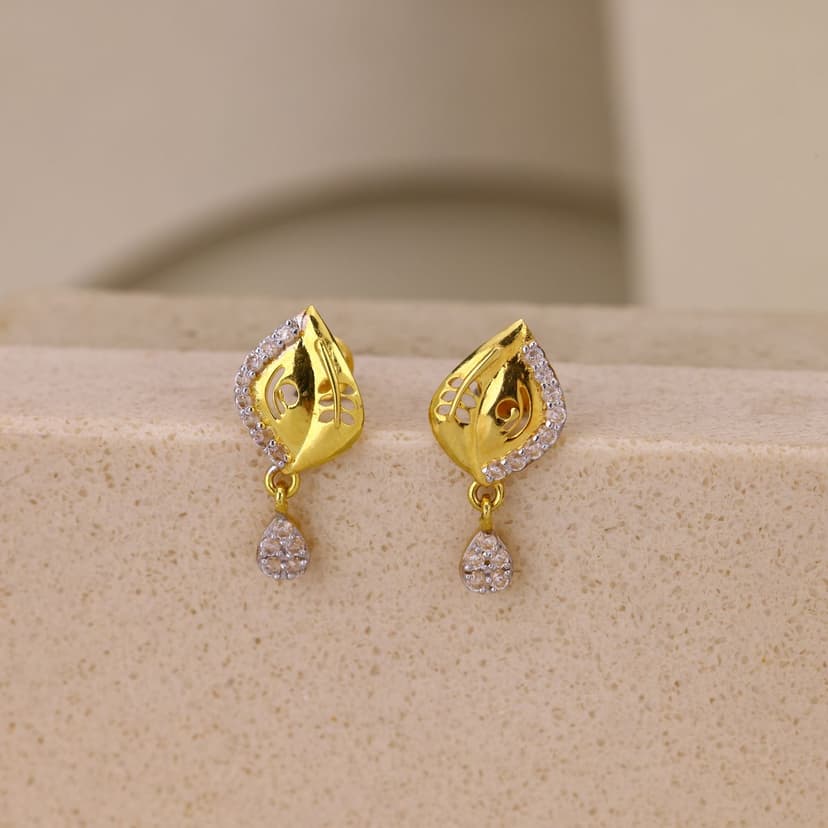 Sylvara Gleamdrop Earrings 18KT