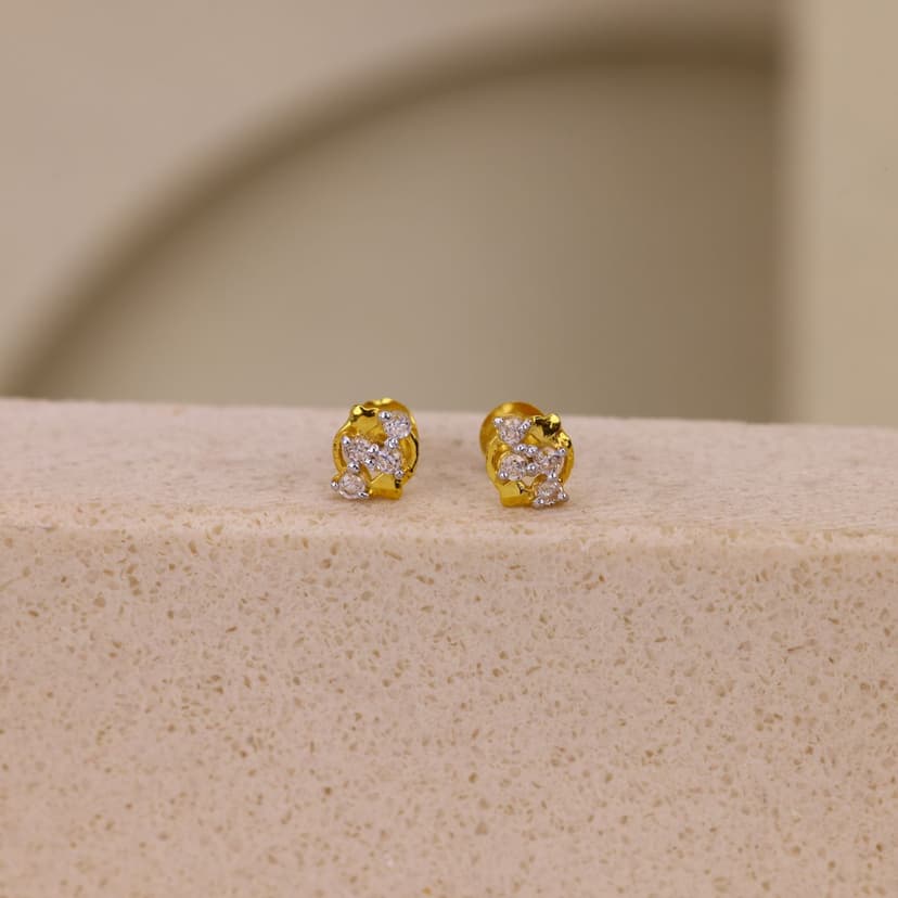 Celestia Cluster Earrings 18KT