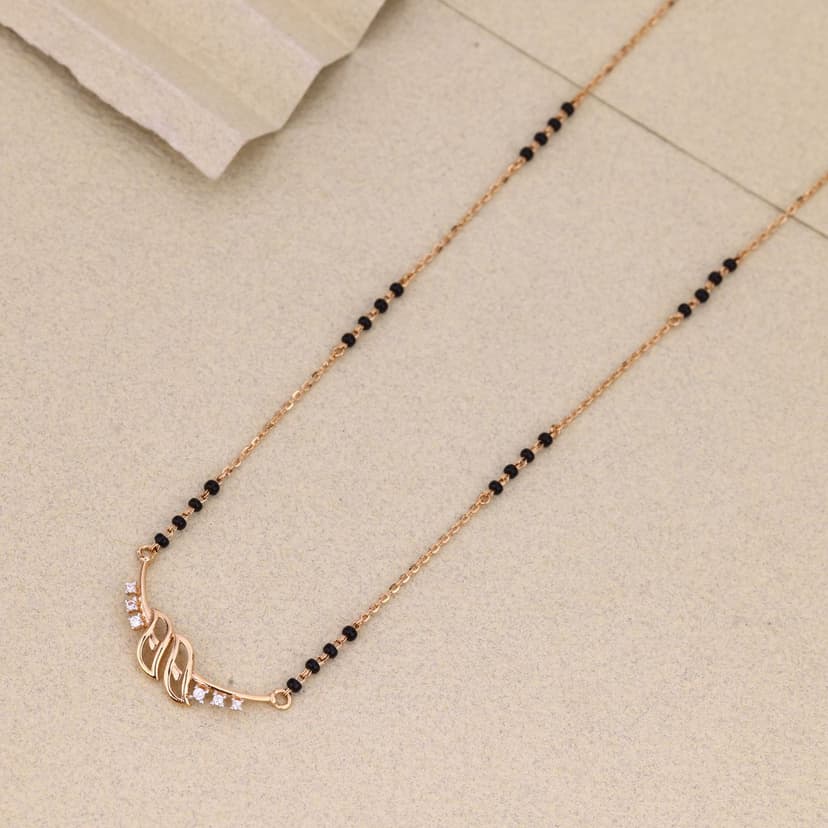 Twira Grace Curve Mangalsutra 18KT