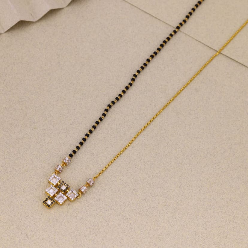 Navrata Pearl Prism Mangalsutra 22KT
