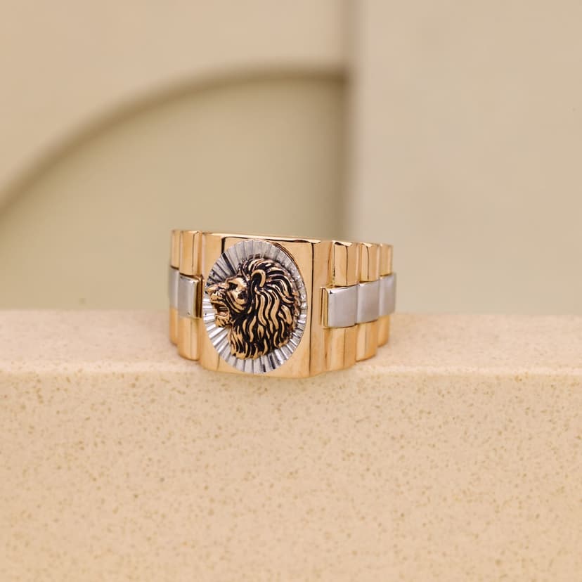 Zypharion Lion Crest Signet Gents Ring 18KT