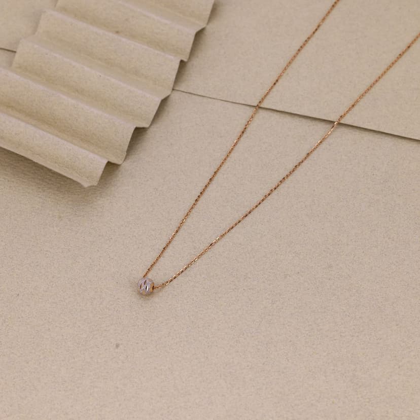Lunaria Solitaire Bead Minimalist Cable Chain 18KT
