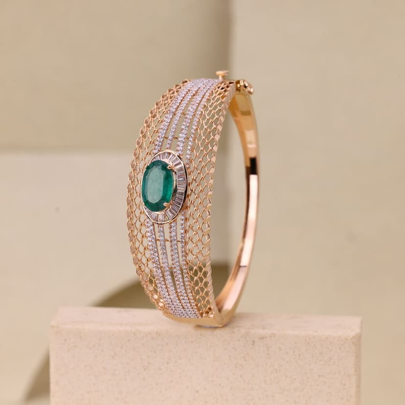 Emerelle Weave Kada 18KT
