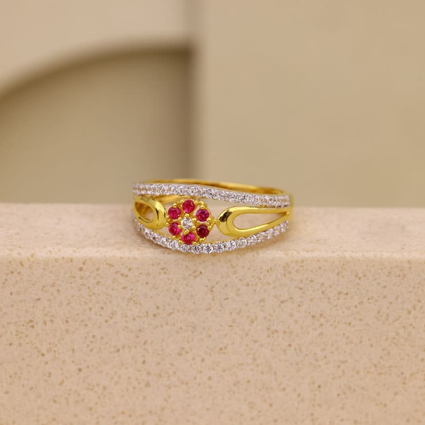 Rosavia Bloom Ring 22KT
