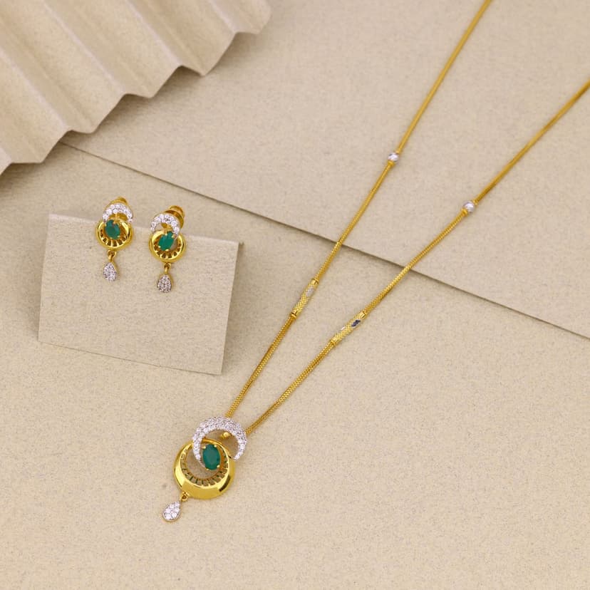 Meher Noor Chain Set 22KT