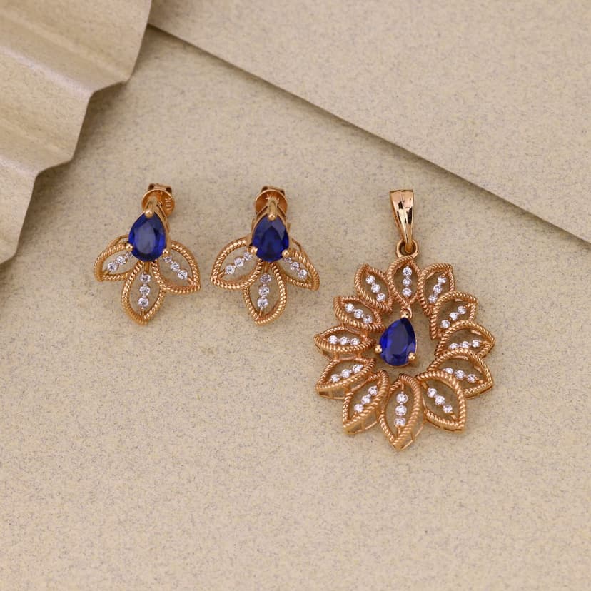 Rosé Neelkamal Radiance Pendant Set 18KT