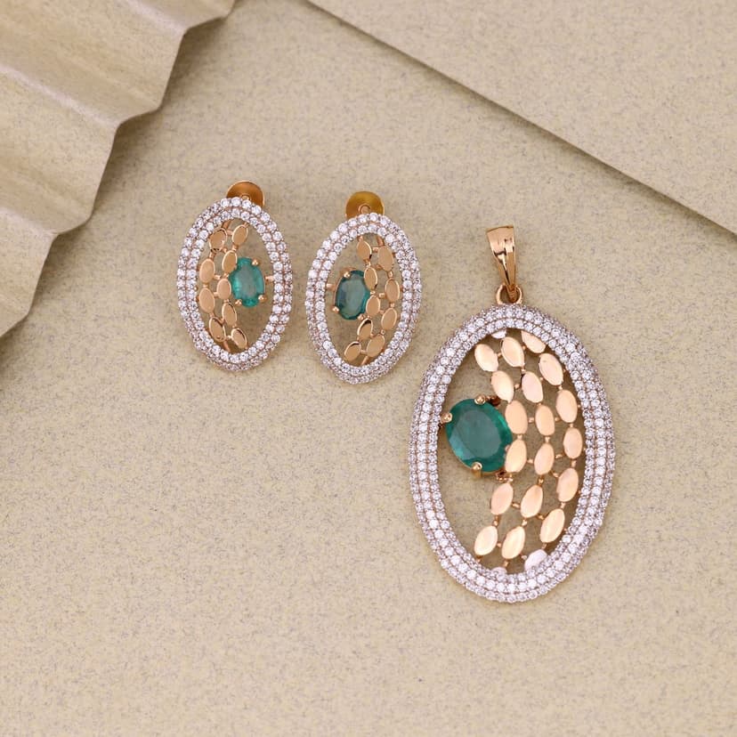 Rosé Emerald Veil Pendant Set 18KT