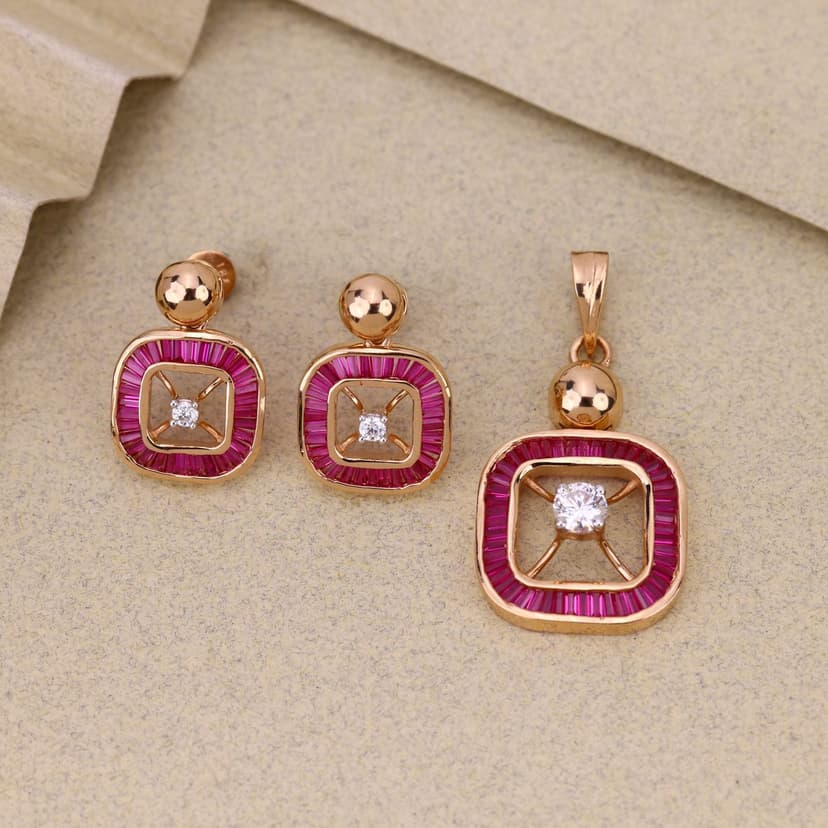Rosé Rubina Prism Pendant Set 18KT