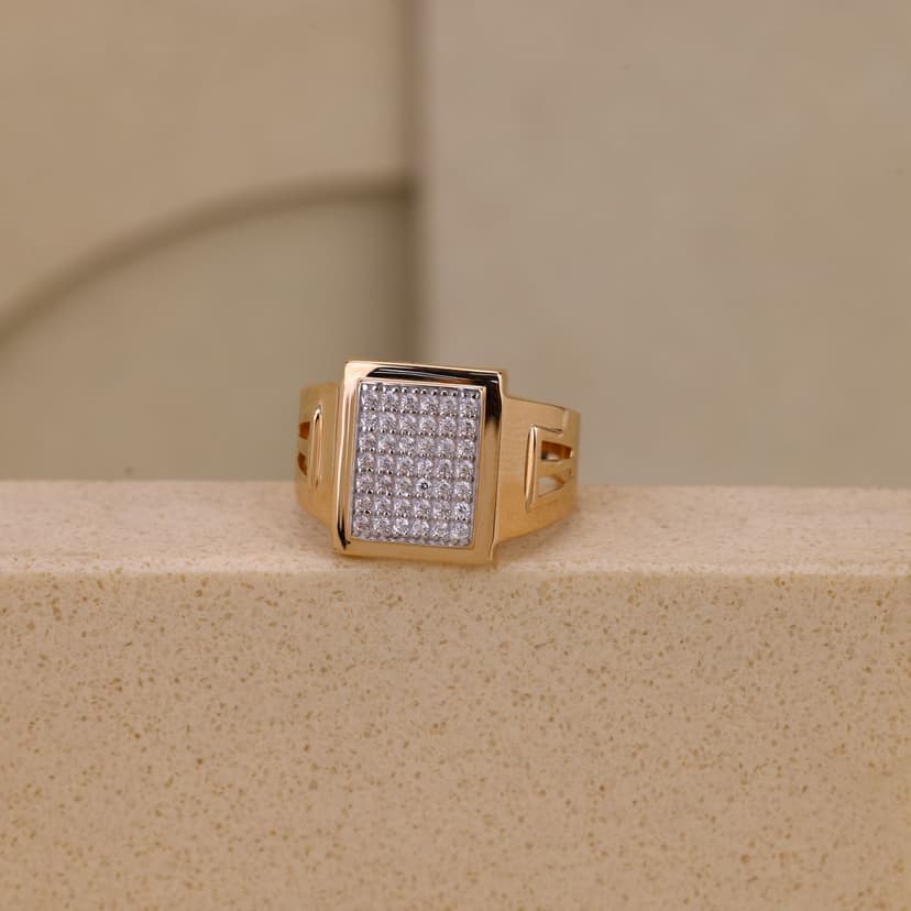 Orvex Prime Shield Ring 18KT