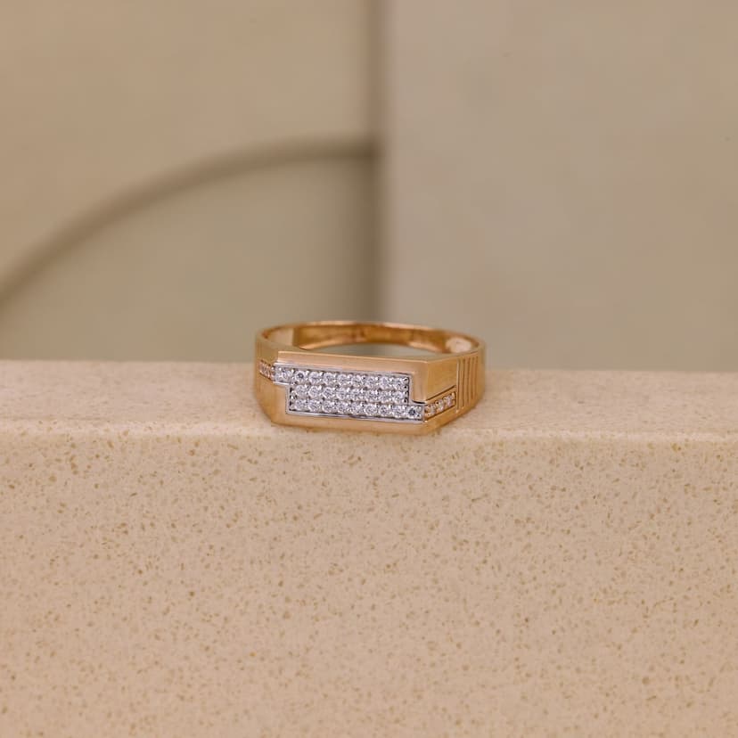 Veltrix Offset Panel Ring  18KT