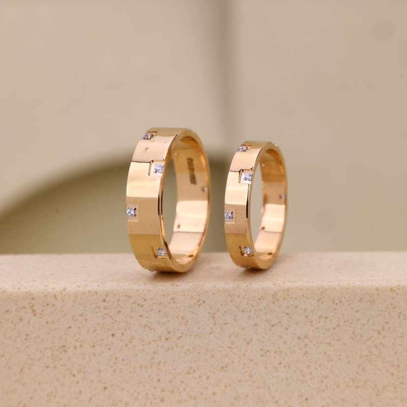 Aurelia Step Glow Couple Rings 18KT