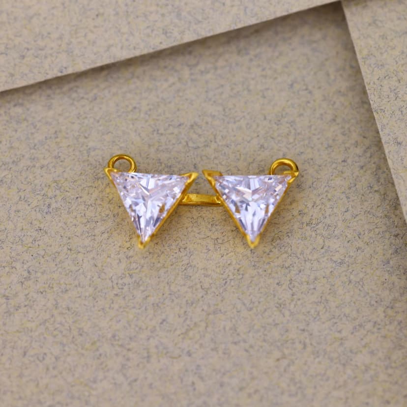 Veltrix Twin Triangle Pendant 22KT