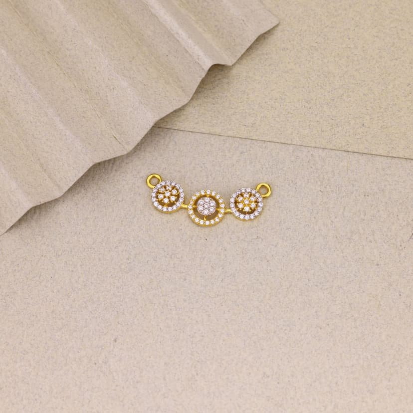 Triveni Aura Pendant 22KT