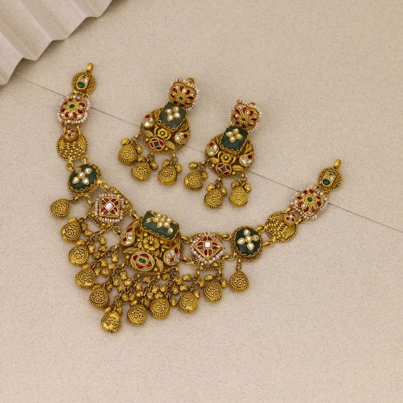 Aarvika Heritage Necklace 22KT