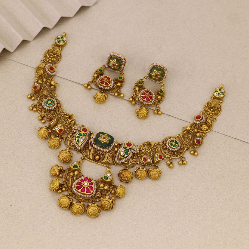 Varnika Heritage Necklace 22KT