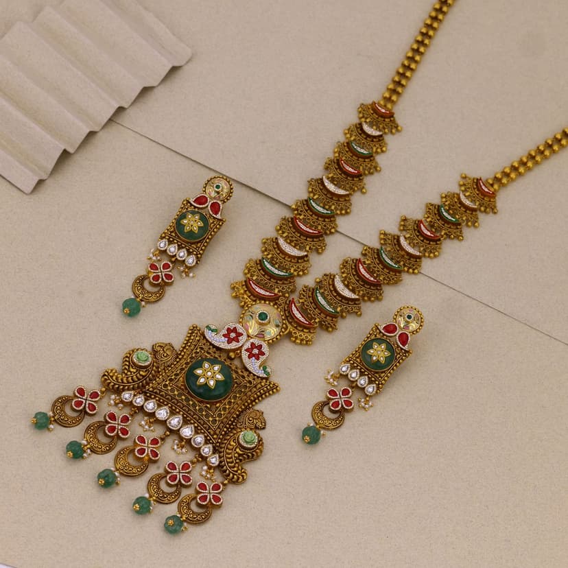 Zevaria Antique Necklace 22KT