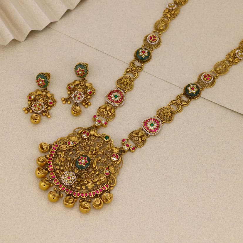 Vaelmira Heritage Necklace 22KT
