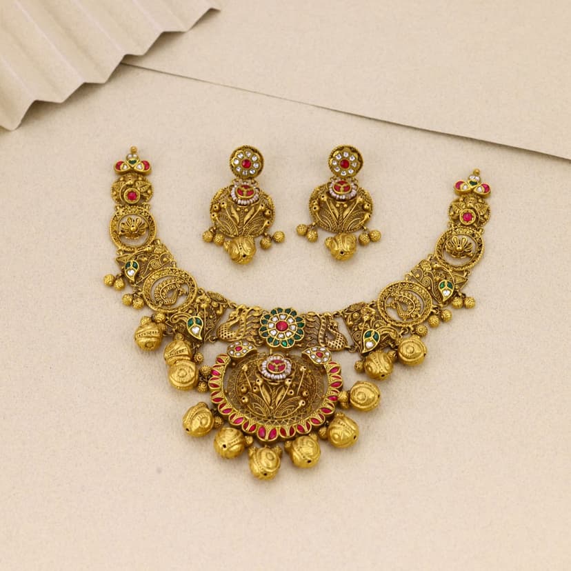 Averithra Heritage Necklace 22KT