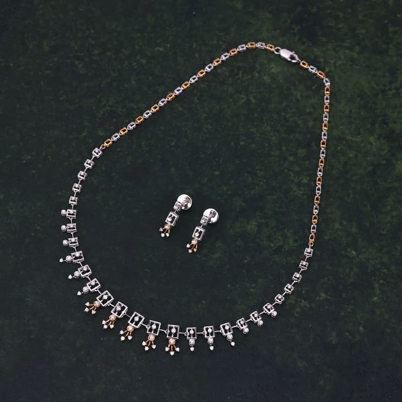 Vaelisse Real Diamond Necklace 14KT