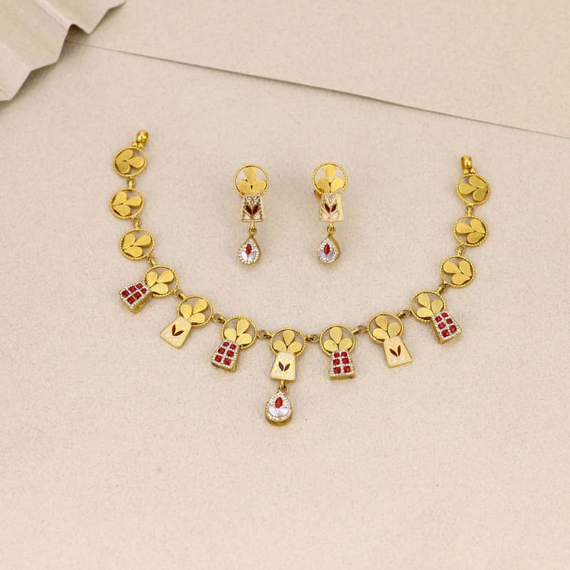 Veltrisa Antique Necklace 22KT
