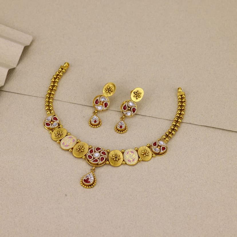 Cyravelle Antique Necklace 22KT