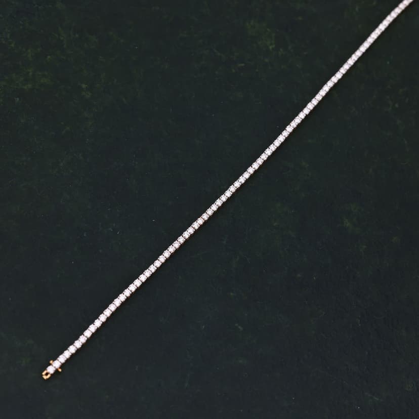 Averixia Real Diamond Bracelet 14KT