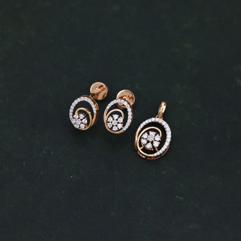 Vaelithra Real Diamond Pendant Set 14KT