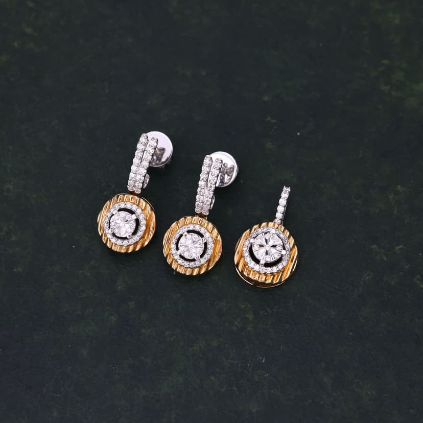Qyrelthix Real Diamond Pendant Set 14KT