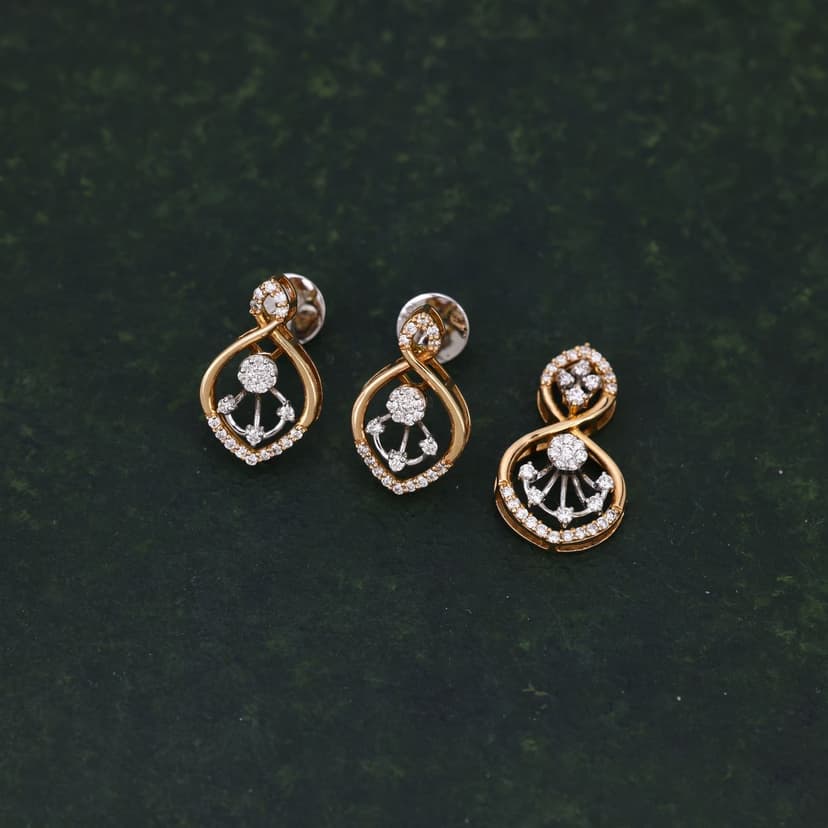 Vyqelthra Real Diamond Pendant Set 14KT