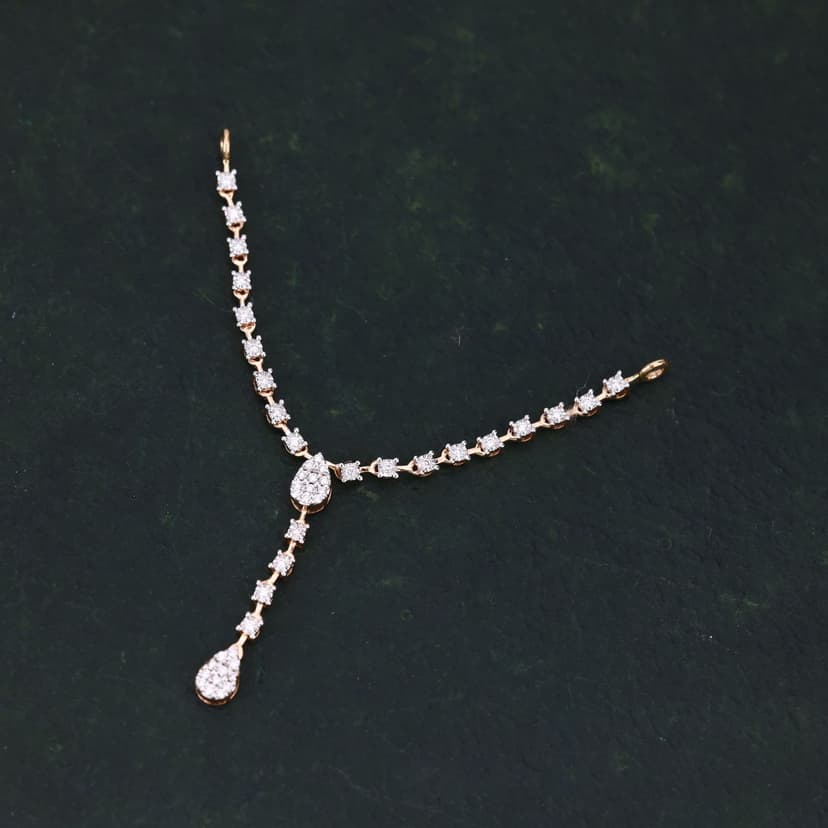 Kyvora Real Diamond Pendant 14KT