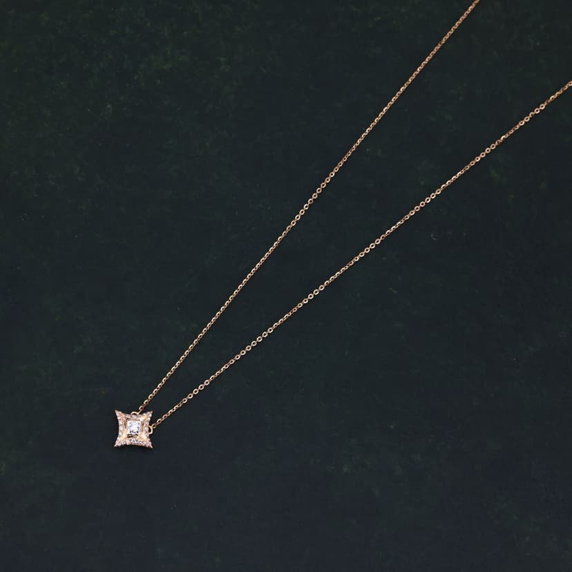 Veliqo Real Diamond Chain With Pendant 14KT
