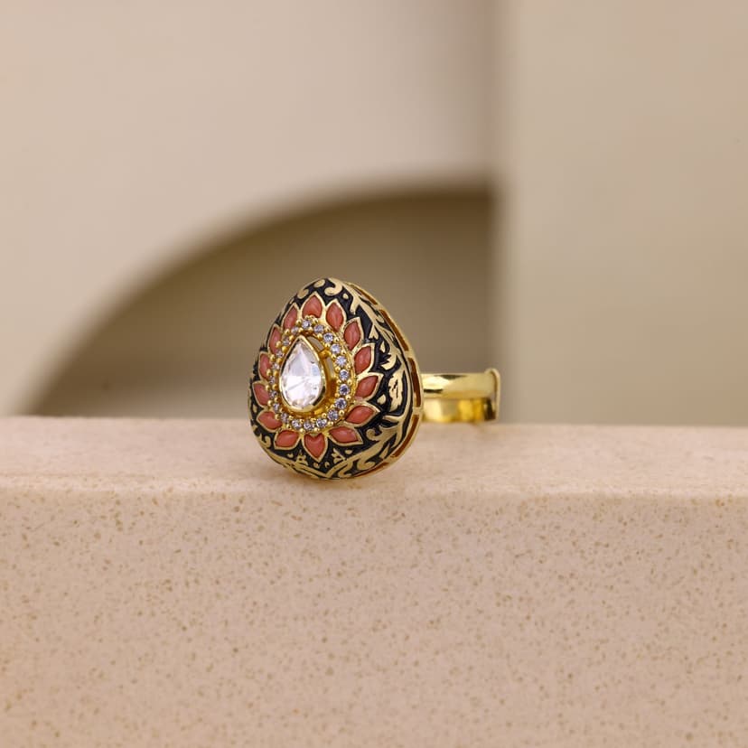 Zerynth Petalia Ring 18KT