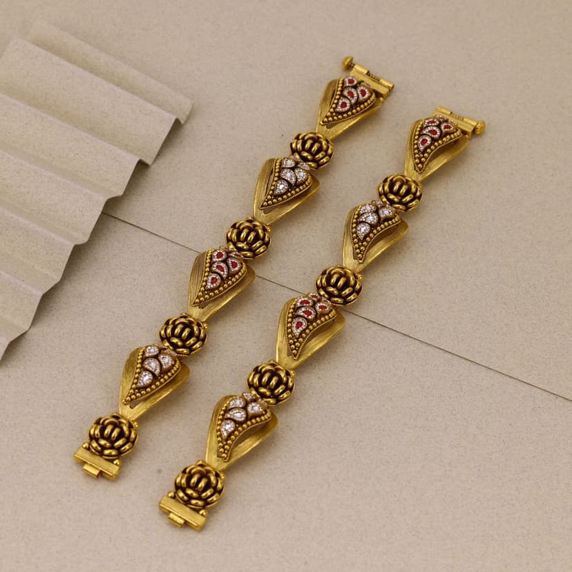 Vrishaaya Antique Gajara 22KT