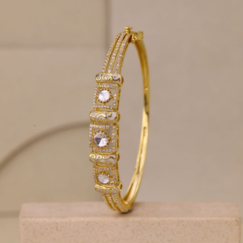 Veltriona Kada 18KT