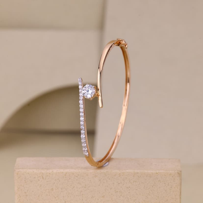 Solméra Crest Kada 18KT