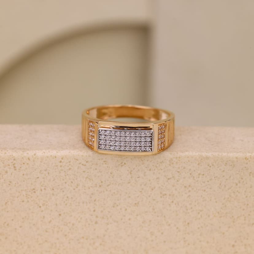 Zerovian Crest Ring 18KT