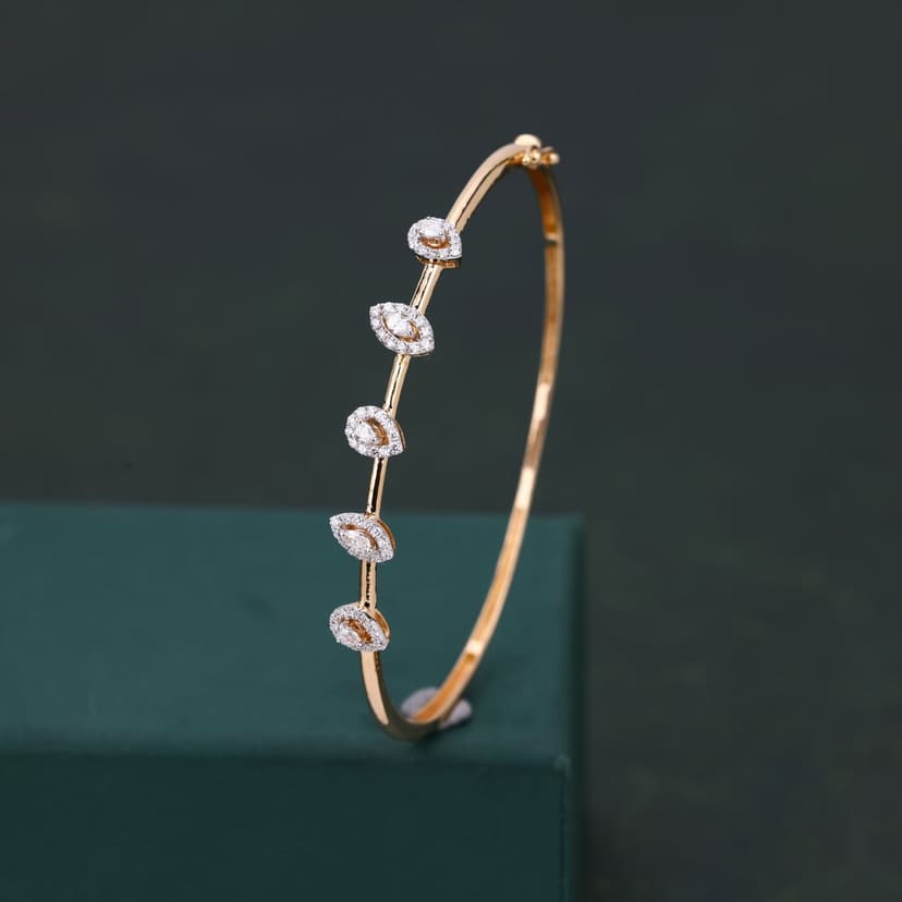 Marvexa Real Diamond Kada 14KT