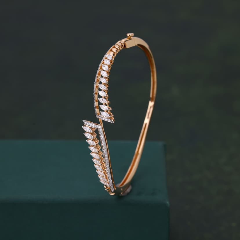 Vyrelune Real Diamond Kada 14KT