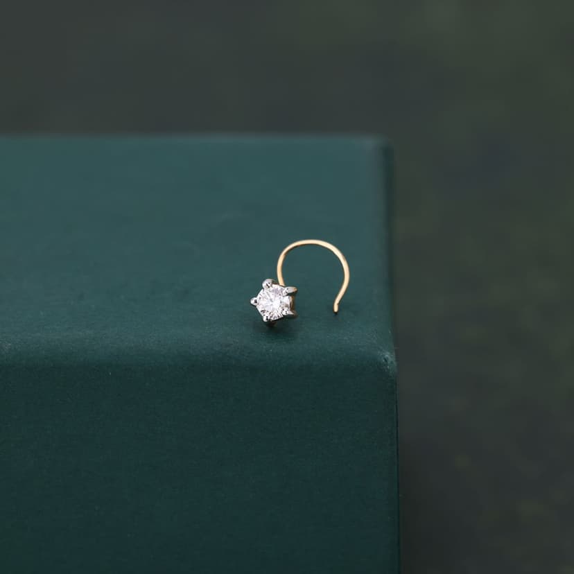 Stellaire Real Diamond Nose Pin 18KT