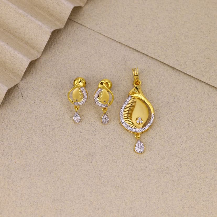 Moriellea Pendant Set 9KT